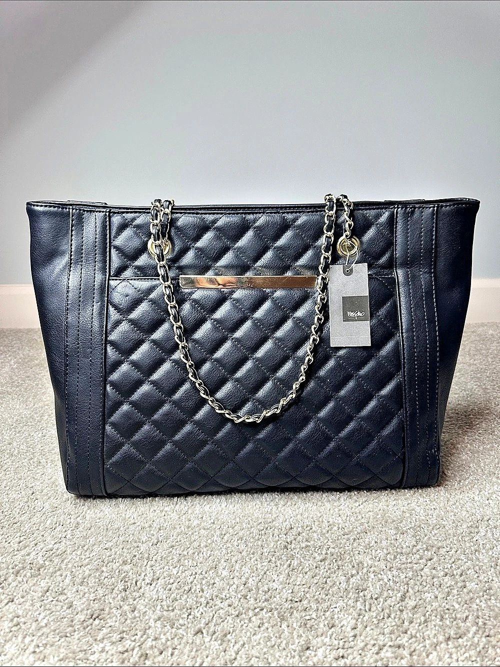 Mossimo Supply Co Black Quilted Shoulder Bag with Gold Chain